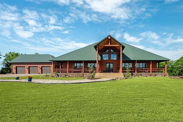 41.2 Acres of Agricultural Land with Home for Sale in Lone Oak, Texas