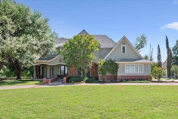 3 Acres of Residential Land with Home for Sale in Waco, Texas