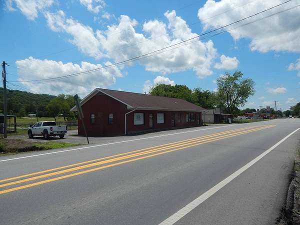 1.75 Acres of Improved Commercial Land for Sale in Rose Bud, Arkansas