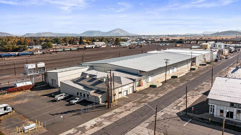 2 Acres of Commercial Land for Sale in Klamath Falls, Oregon