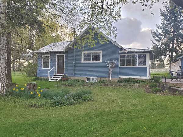 39.8 Acres of Agricultural Land with Home for Sale in Nine Mile Falls, Washington