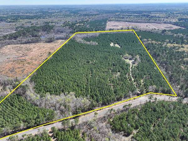 81.5 Acres of Recreational Land & Farm for Sale in Rodessa, Louisiana
