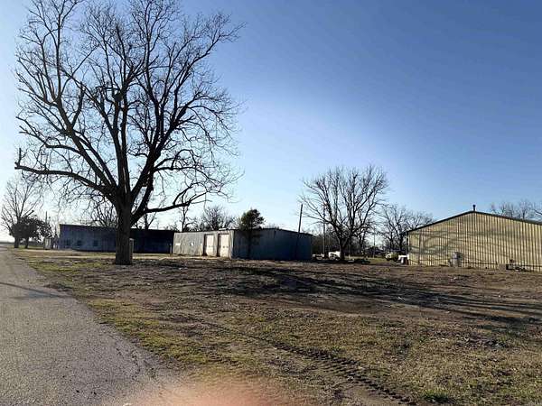 9.65 Acres of Improved Commercial Land for Sale in Elaine, Arkansas