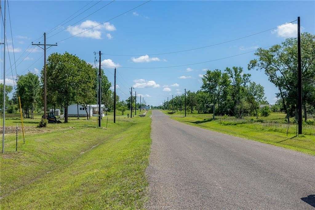 1 Acre of Residential Land for Sale in Bedias, Texas