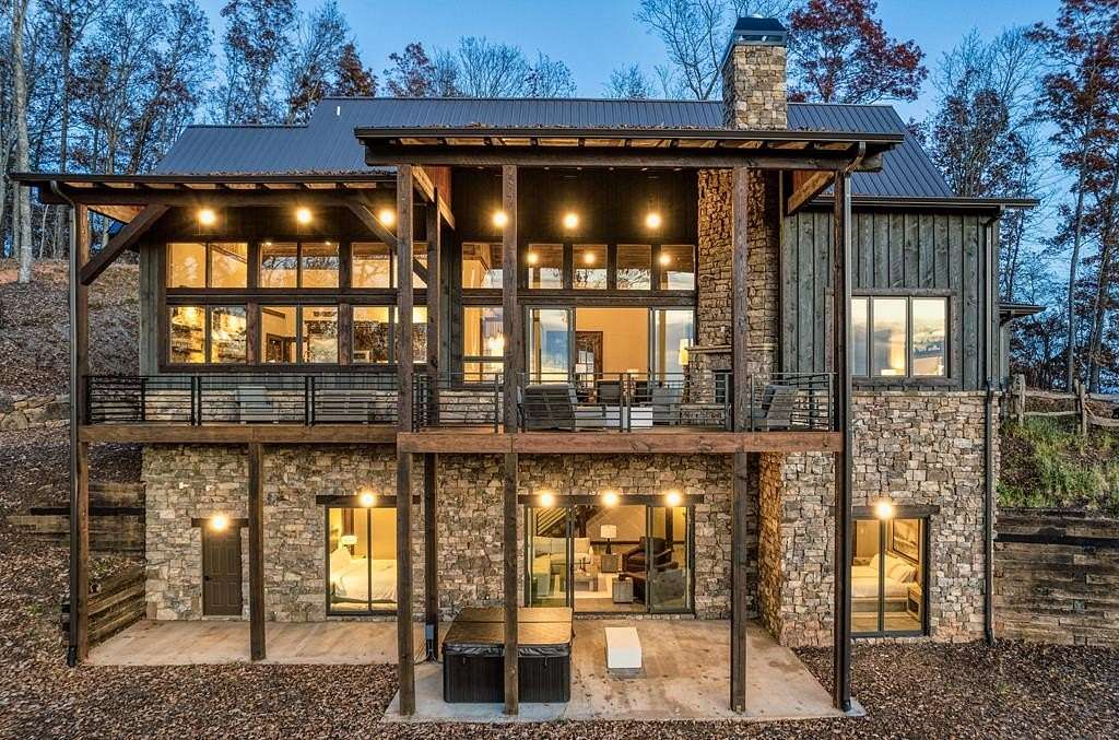 1.56 Acres of Residential Land with Home for Sale in Mineral Bluff, Georgia