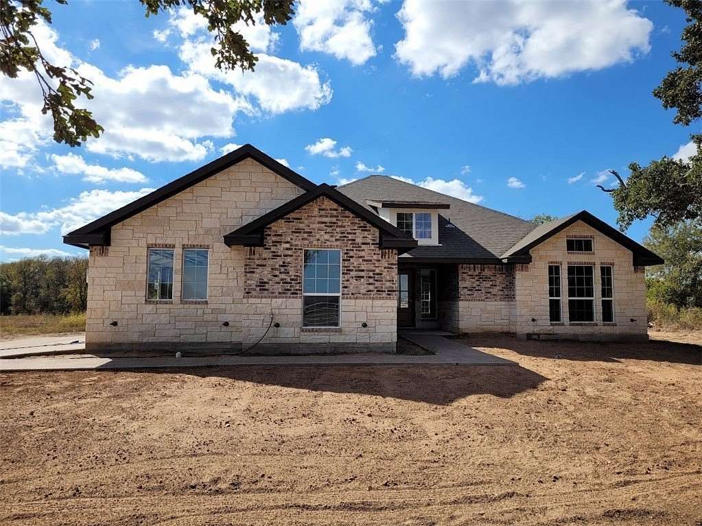 3 Acres of Land with Home for Sale in Lacy-Lakeview, Texas