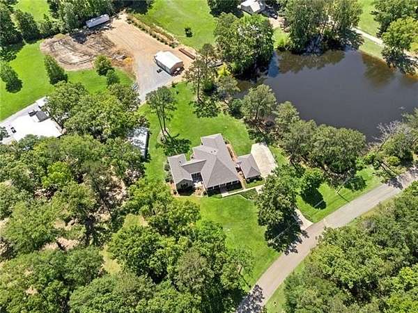 2.23 Acres of Residential Land with Home for Sale in Amite, Louisiana