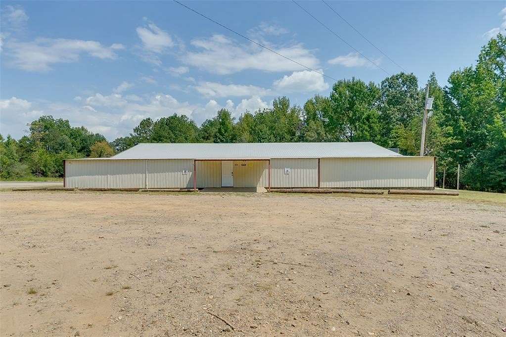 2.25 Acres of Residential Land with Home for Sale in Broken Bow, Oklahoma