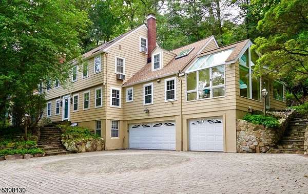 1.59 Acres of Residential Land with Home for Sale in Montville Township, New Jersey