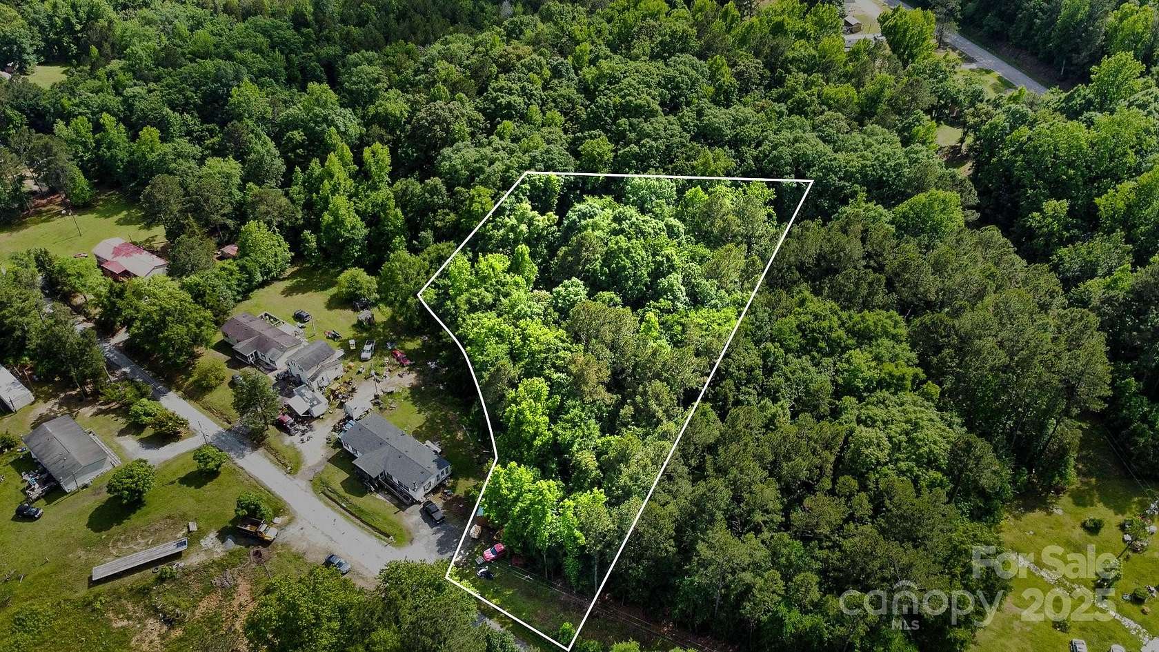1 Acre of Land for Sale in Great Falls, South Carolina