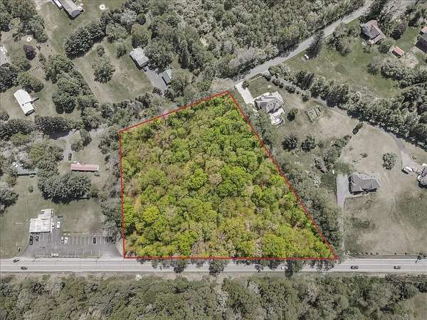 3.25 Acres of Mixed-Use Land for Sale in Palmerton, Pennsylvania