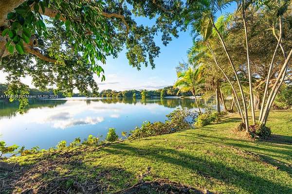 1 Acre of Residential Land for Sale in Coral Gables, Florida