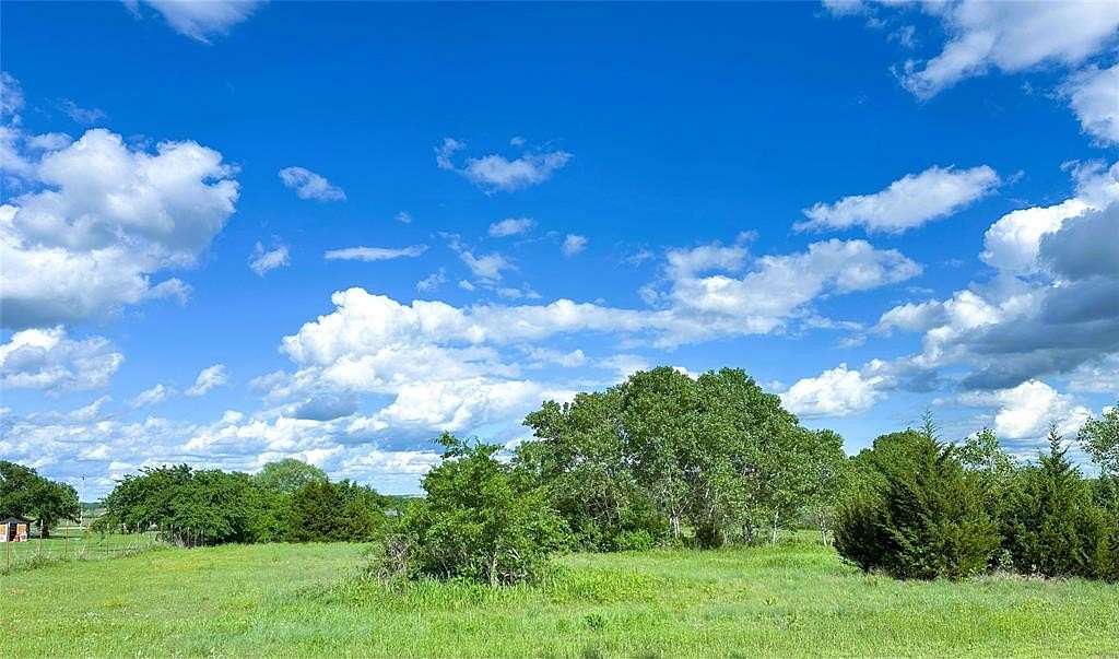 0.5 Acres of Residential Land for Sale in Lindsay, Oklahoma