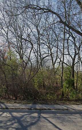 0.95 Acres of Land for Sale in Fox Lake, Illinois