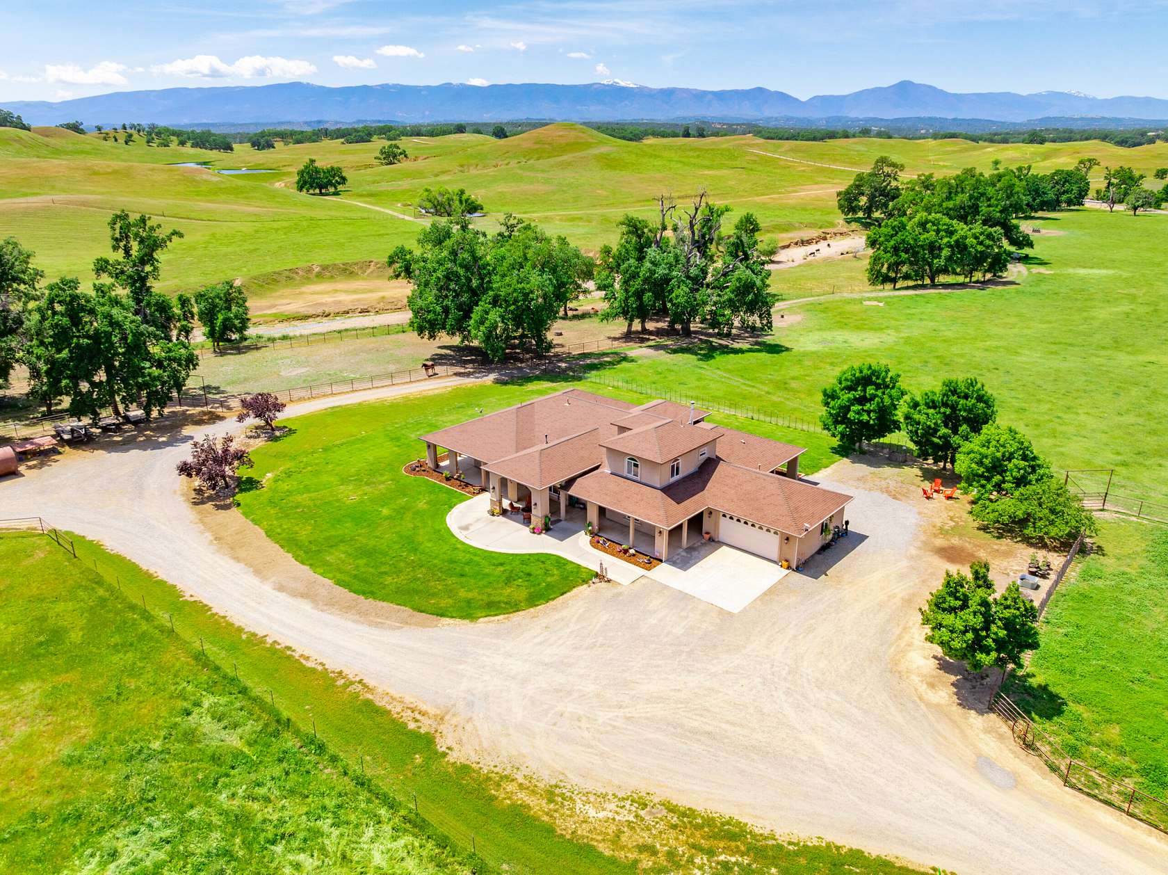 222 Acres of Recreational Land with Home for Sale in Red Bluff, California