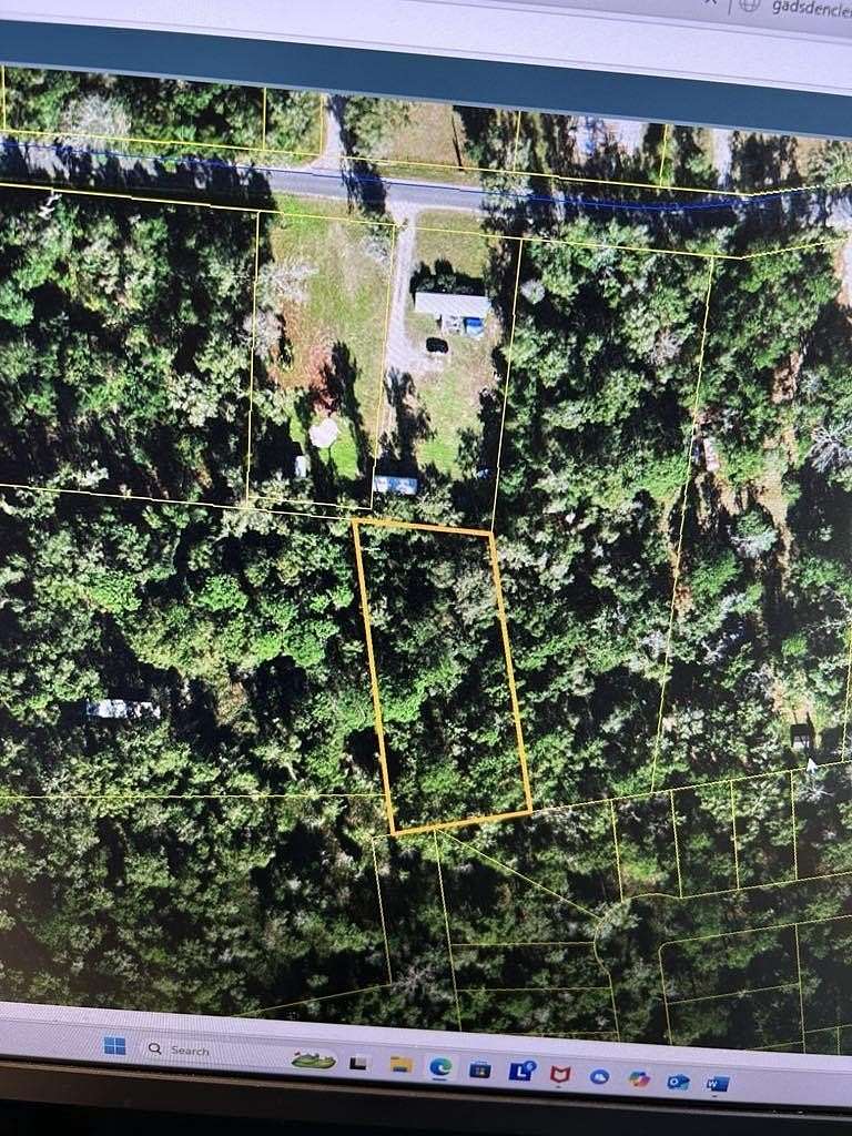 0.85 Acres of Land for Sale in Crawfordville, Florida