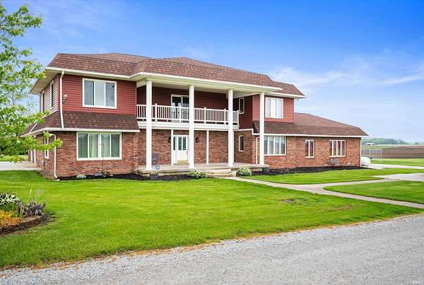 4 Acres of Residential Land with Home for Sale in Hartford City, Indiana