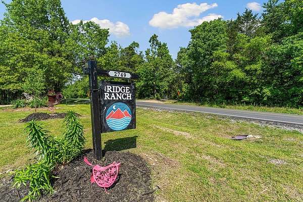 10 Acres of Improved Land for Sale in Pineville, Missouri