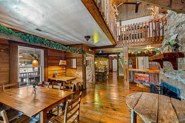 1.5 Acres of Improved Commercial Land for Sale in Fort Payne, Alabama