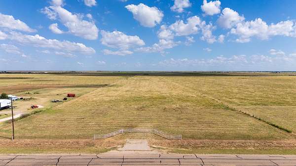 20 Acres of Land for Sale in Canyon, Texas