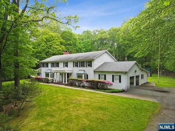 3.2 Acres of Residential Land with Home for Sale in Saddle River, New Jersey