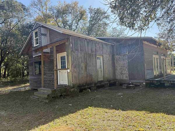 1.55 Acres of Residential Land with Home for Sale in Pensacola, Florida