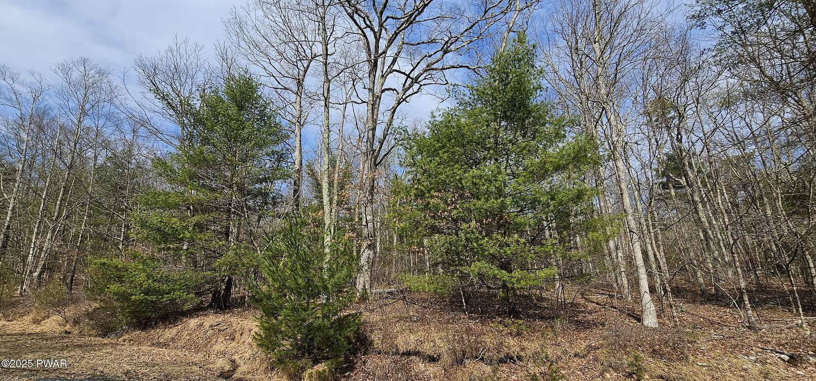 7.6 Acres of Residential Land for Sale in Barryville, New York