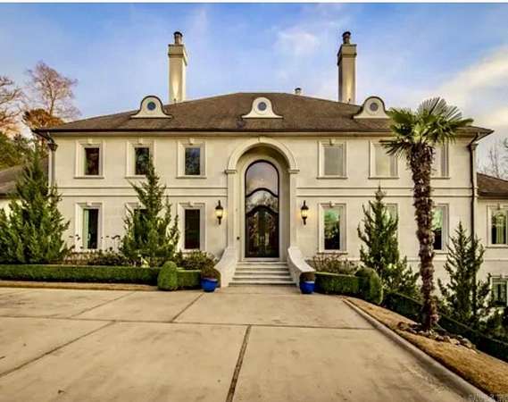 5.5 Acres of Residential Land with Home for Sale in North Little Rock, Arkansas