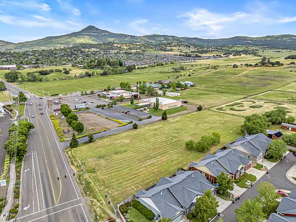 2 Acres of Mixed-Use Land for Sale in Medford, Oregon