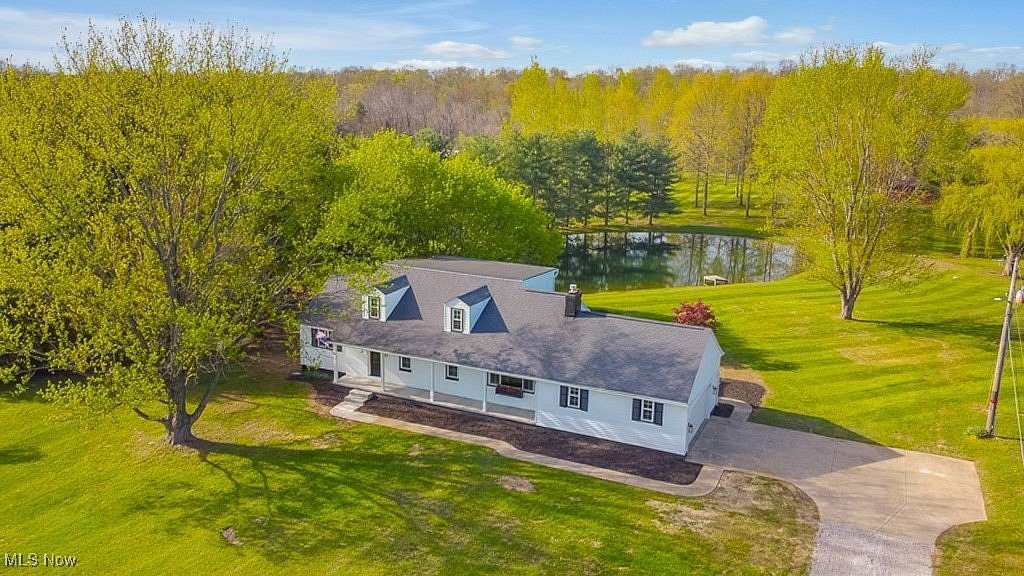 11.9 Acres of Land with Home for Sale in Spencer, Ohio