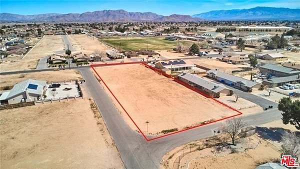 0.47 Acres of Land for Sale in Apple Valley, California