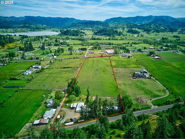 9.74 Acres of Land with Home for Sale in Sutherlin, Oregon