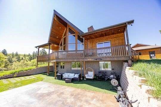 8.86 Acres of Residential Land with Home for Sale in Duck Creek Village, Utah