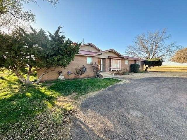 8.3 Acres of Land with Home for Sale in Seminole, Texas