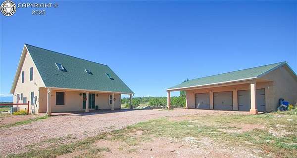 20.5 Acres of Land with Home for Sale in Penrose, Colorado