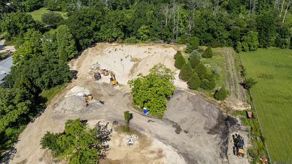 3 Acres of Mixed-Use Land for Sale in Denham Springs, Louisiana