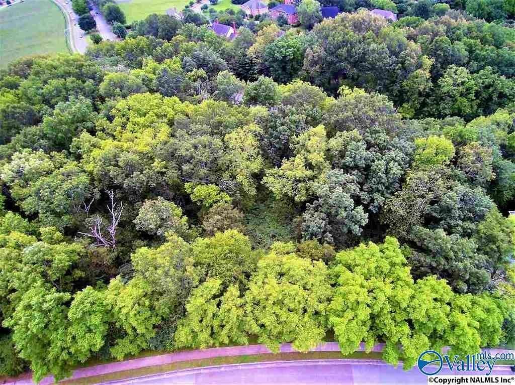 0.94 Acres of Residential Land for Sale in Huntsville, Alabama