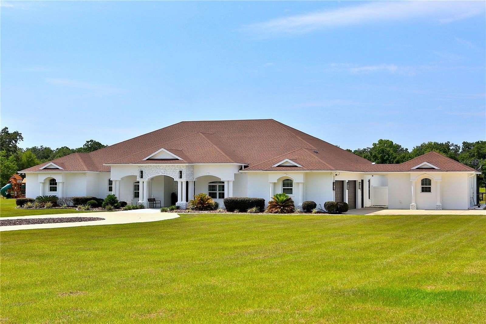 10.5 Acres of Land with Home for Sale in Ocala, Florida