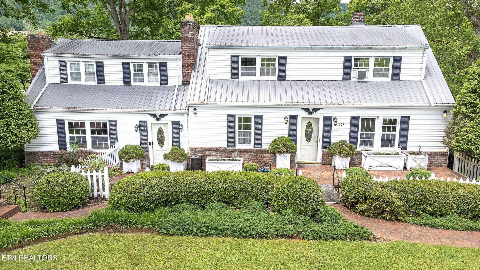 3.3 Acres of Residential Land with Home for Sale in La Follette, Tennessee