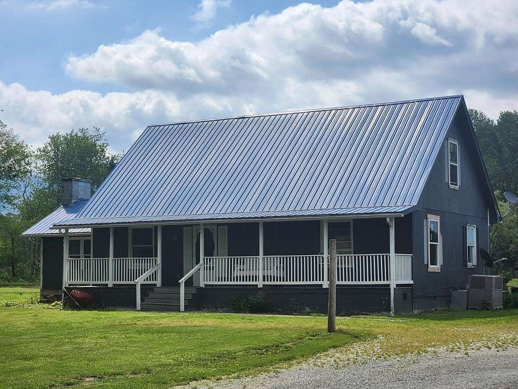 1.66 Acres of Residential Land with Home for Sale in Andrews, North Carolina