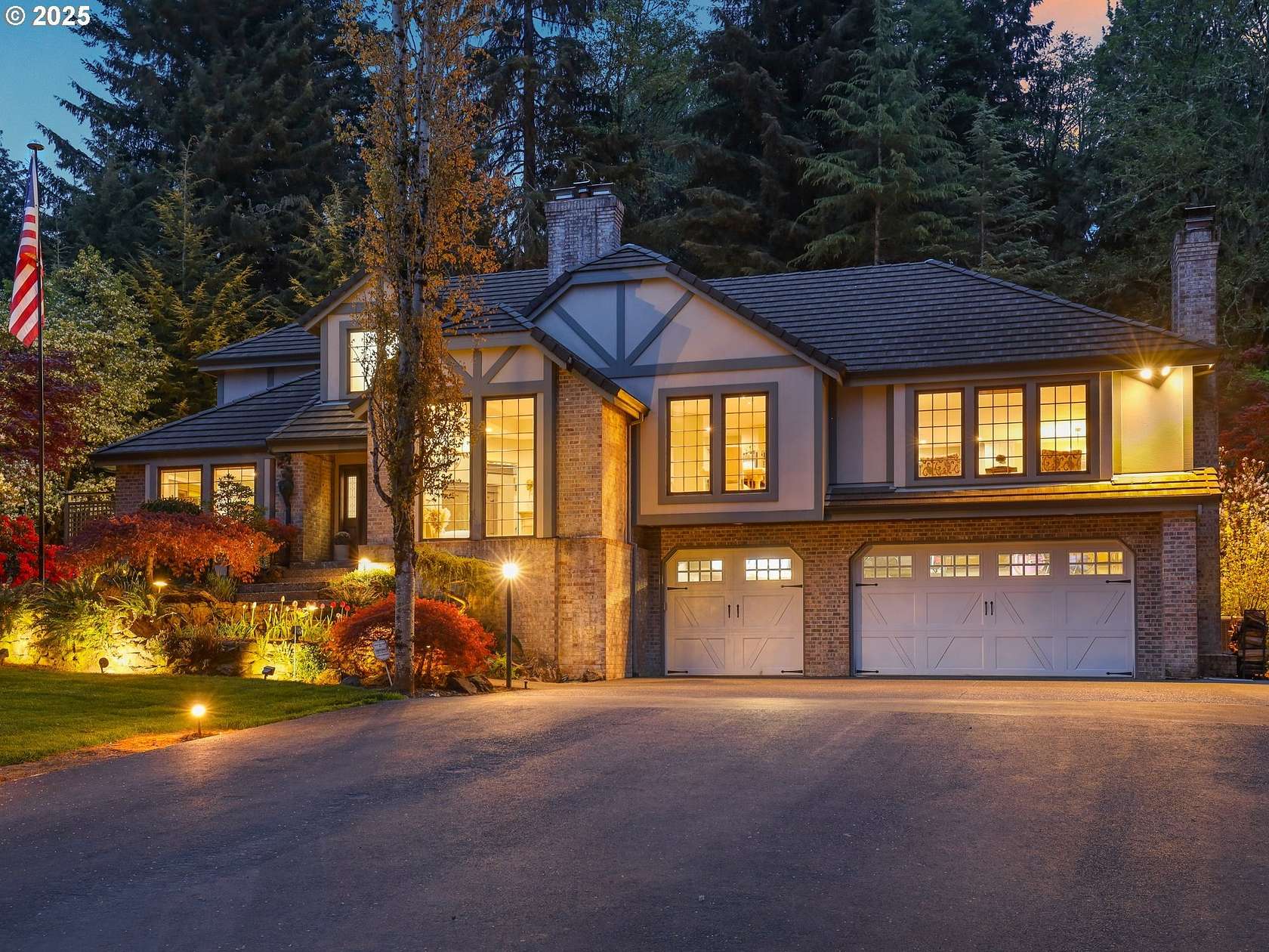 5.73 Acres of Residential Land with Home for Sale in Sandy, Oregon