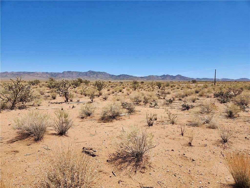 1.15 Acres of Land for Sale in Kingman, Arizona