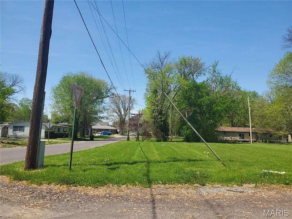 0.07 Acres of Residential Land for Sale in Belleville, Illinois