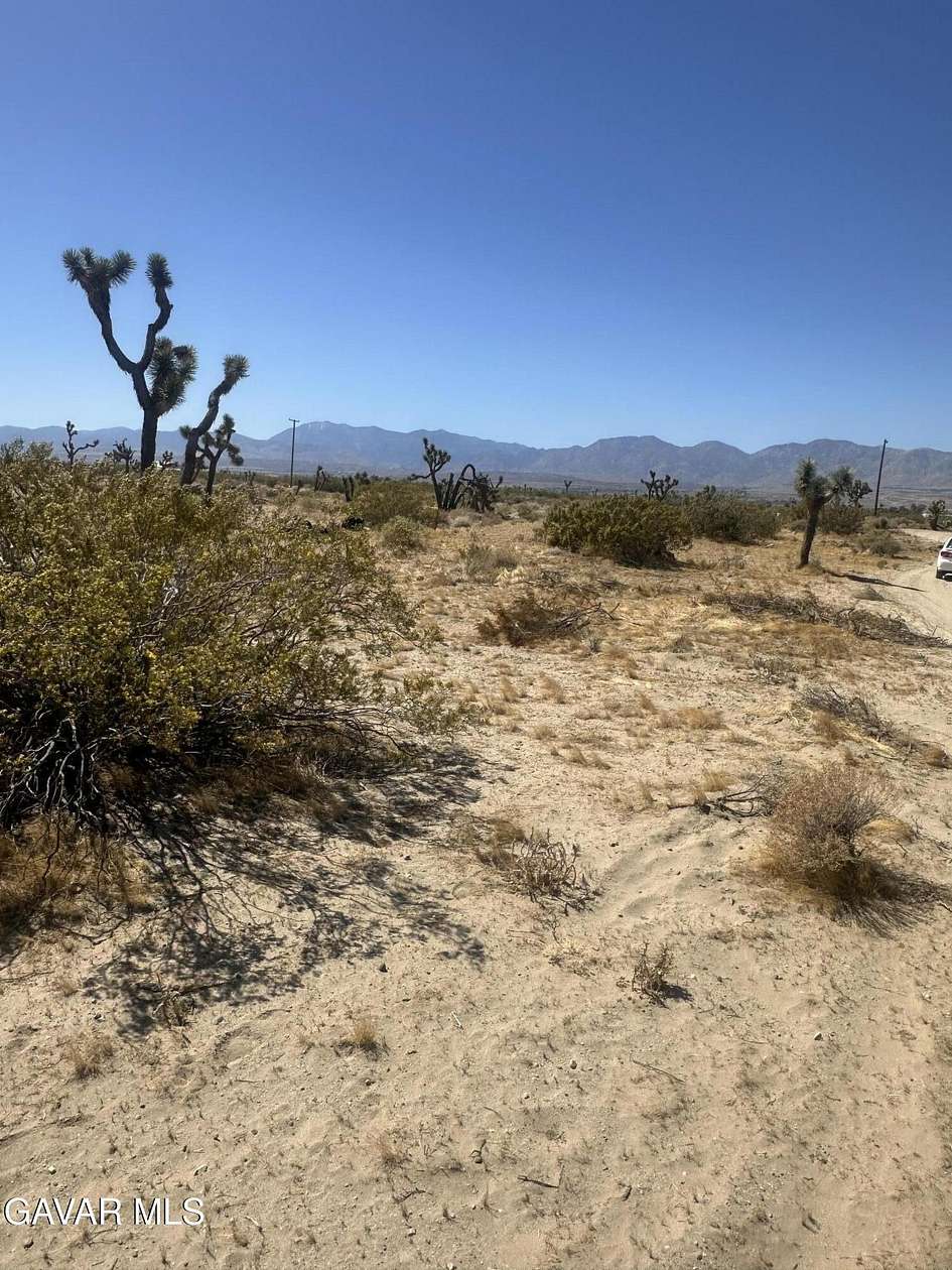0.67 Acres of Residential Land for Sale in Sun Village, California
