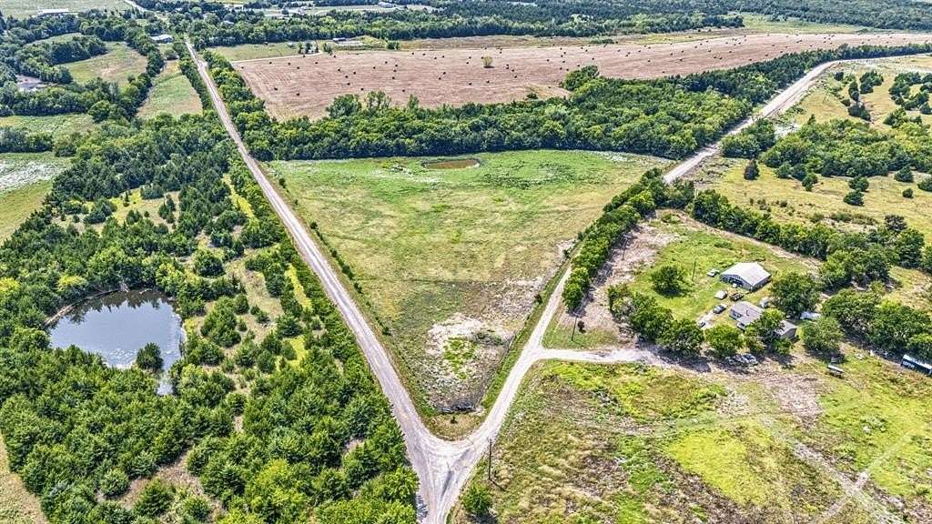 14 Acres of Land for Sale in Dodd City, Texas