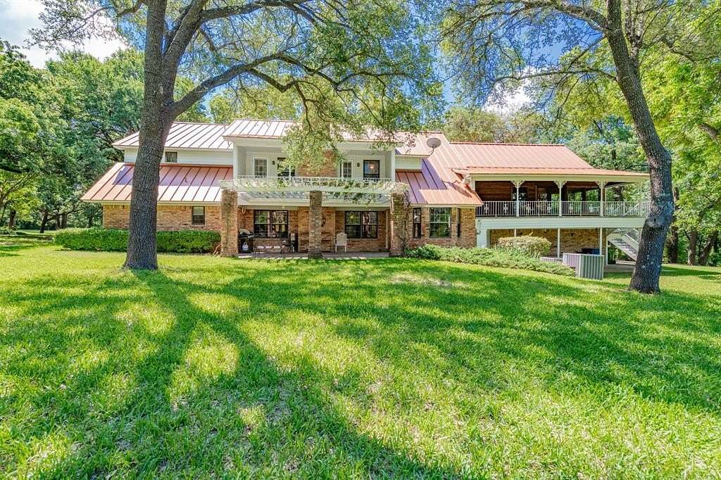 19 Acres of Land for Sale in Seagoville, Texas