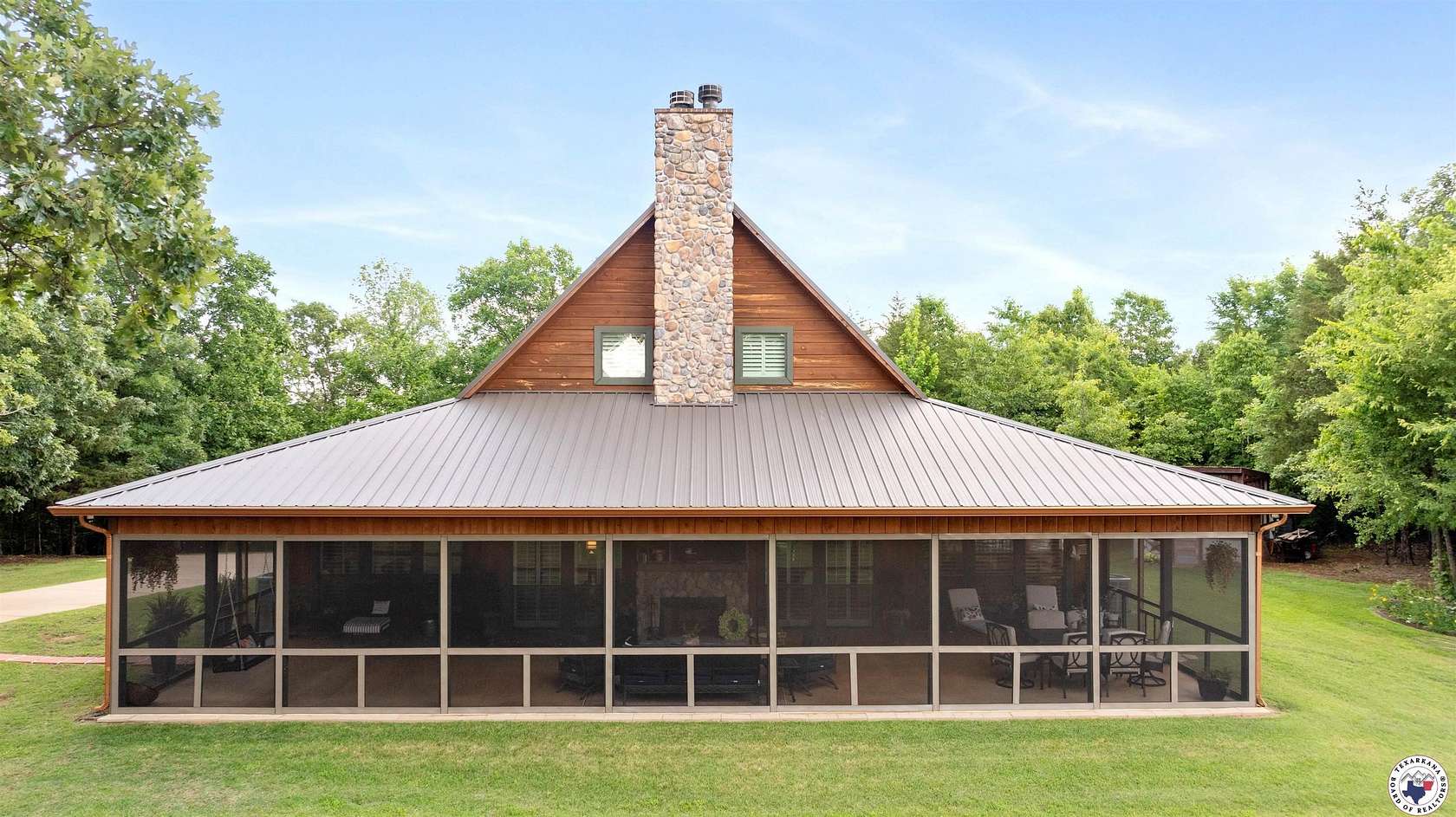 14.3 Acres of Land with Home for Sale in Linden, Texas