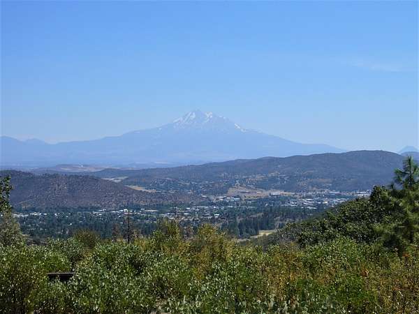 61.1 Acres of Recreational Land for Sale in Yreka, California