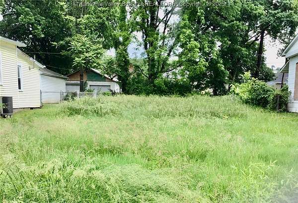 0.11 Acres of Land for Sale in Charleston, West Virginia