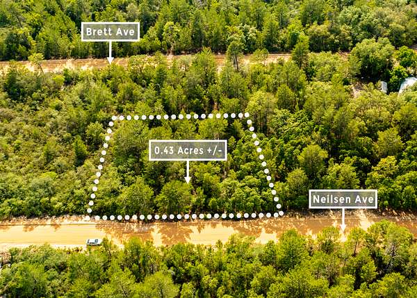 0.43 Acres of Residential Land for Sale in Interlachen, Florida
